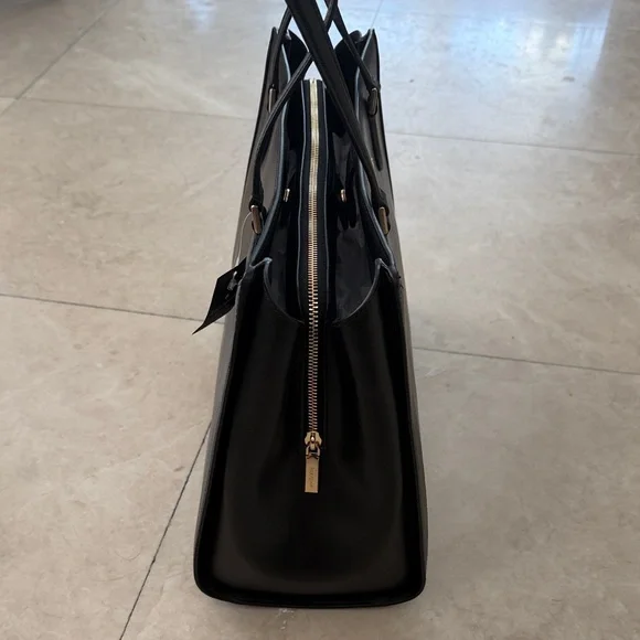 NWT - Kate Spade Outlet Saffiano Large Black Laptop Tote (gold hardware) - Picture 6 of 8